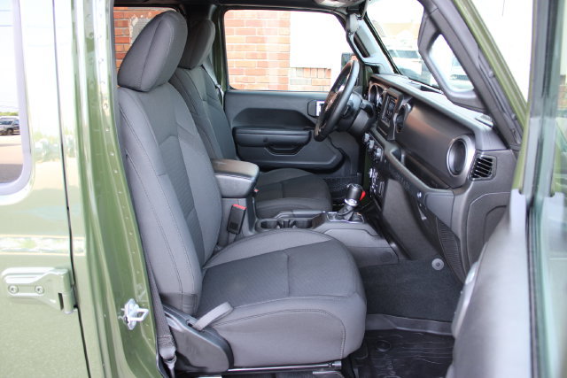 Used 2022 Jeep Wrangler Unlimited Sport AWD/4WD image 47