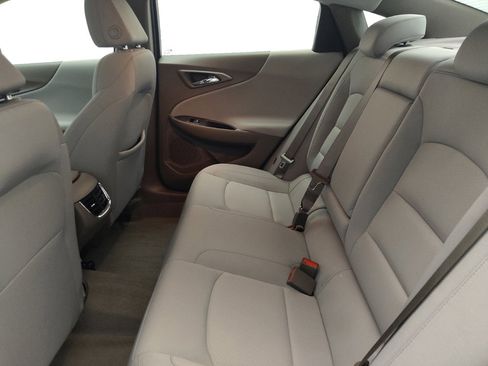 Used 2023 Chevrolet Malibu LT FWD image 18