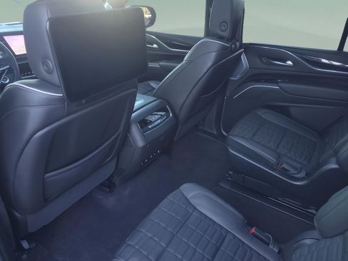 Used 2023 Cadillac Escalade V image 27