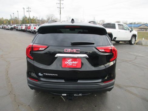 Used 2020 GMC Terrain SLE w/ Driver Convenience Package image 6