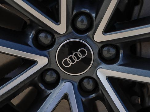 Used 2023 Audi A5 2.0T Premium w/ Convenience Package image 15