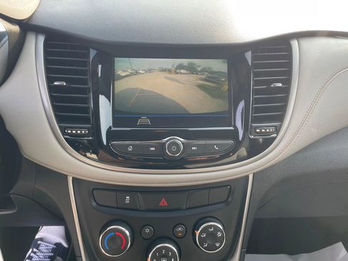 Used 2019 Chevrolet Trax LS w/ Tint and Cruise Package FWD image 14