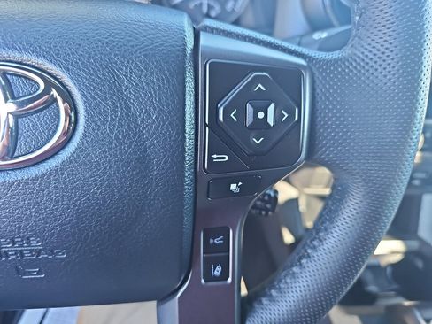 Used 2023 Toyota Tacoma TRD Sport image 14