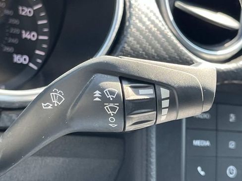 Used 2020 Ford Mustang Coupe RWD image 34