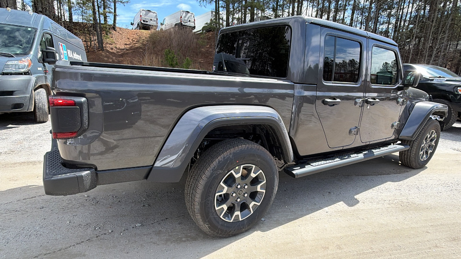 New 2026 Jeep Gladiator Sport AWD/4WD image 8
