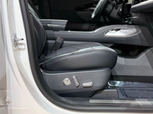 New 2026 Lincoln Nautilus Reserve w/ Jet Appearance Package AWD/4WD image 57