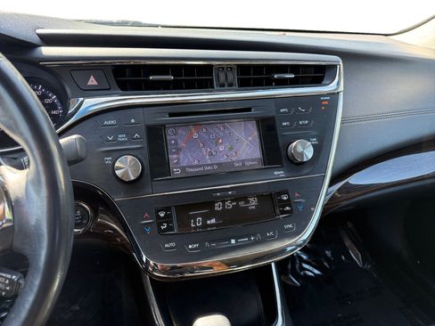 Used 2014 Toyota Avalon XLE Touring FWD image 12