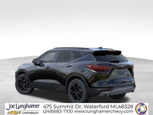 New 2026 Chevrolet Blazer LT w/ Convenience Package AWD/4WD image 3