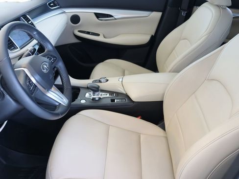 Certified 2020 INFINITI QX50 Luxe w/ Navigation Package image 17