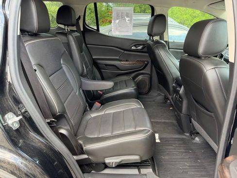 Used 2021 GMC Acadia Denali w/ Denali Technology Package AWD/4WD image 7