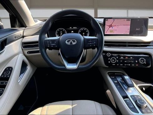 Used 2025 INFINITI QX60 Luxe AWD/4WD image 5
