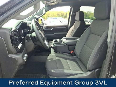 Used 2024 GMC Sierra 1500 Elevation AWD/4WD image 2