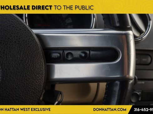 Used 2006 Ford Mustang GT RWD image 10