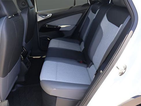 Certified 2023 Volkswagen ID.4 Pro RWD image 15