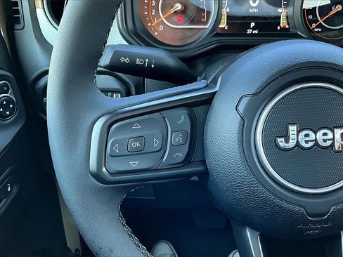 New 2025 Jeep Wrangler Sport S image 22