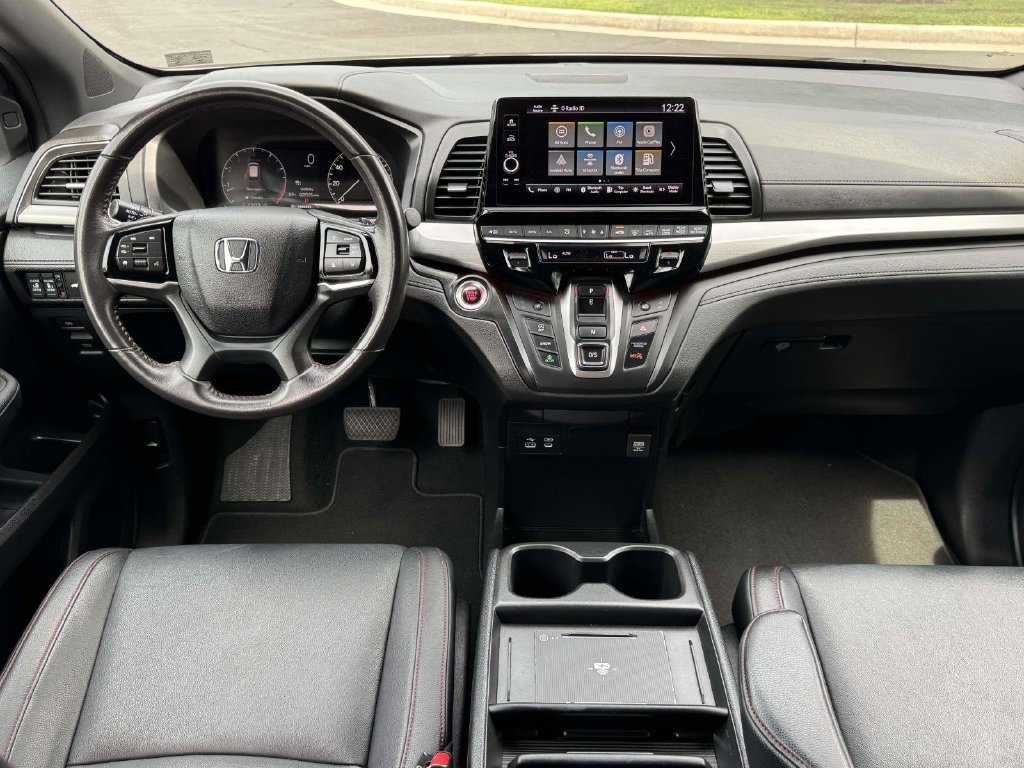 Used 2025 Honda Odyssey Sport-L image 3