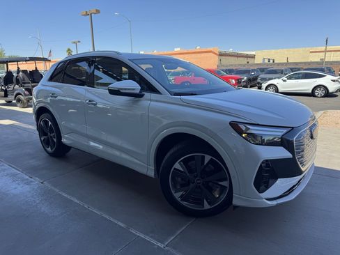 Used 2022 Audi Q4 e-tron Premium Plus w/ Premium Plus image 6