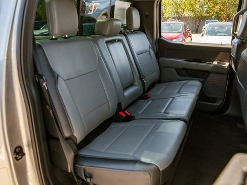 Used 2022 Ford F150 Lariat w/ Trailer Tow Package AWD/4WD image 12