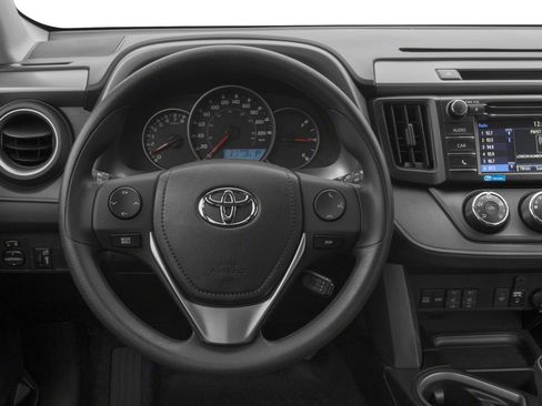 Used 2018 Toyota RAV4 LE w/ All Weather Liner Package image 4