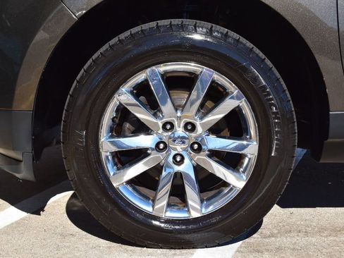 Used 2011 Ford Edge Limited image 11