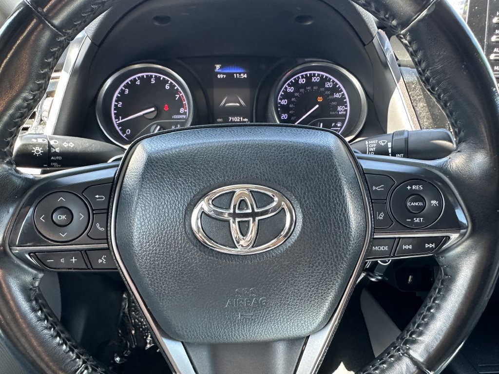 Used 2022 Toyota Camry SE FWD image 25