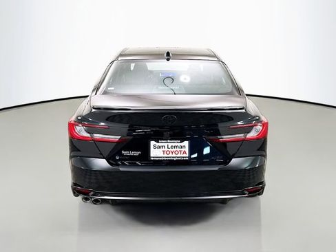 Used 2025 Toyota Camry XSE FWD image 6