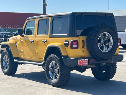 Used 2019 Jeep Wrangler Unlimited Sahara image 7