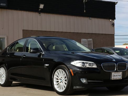 Used 2012 BMW 535i xDrive Sedan image 4