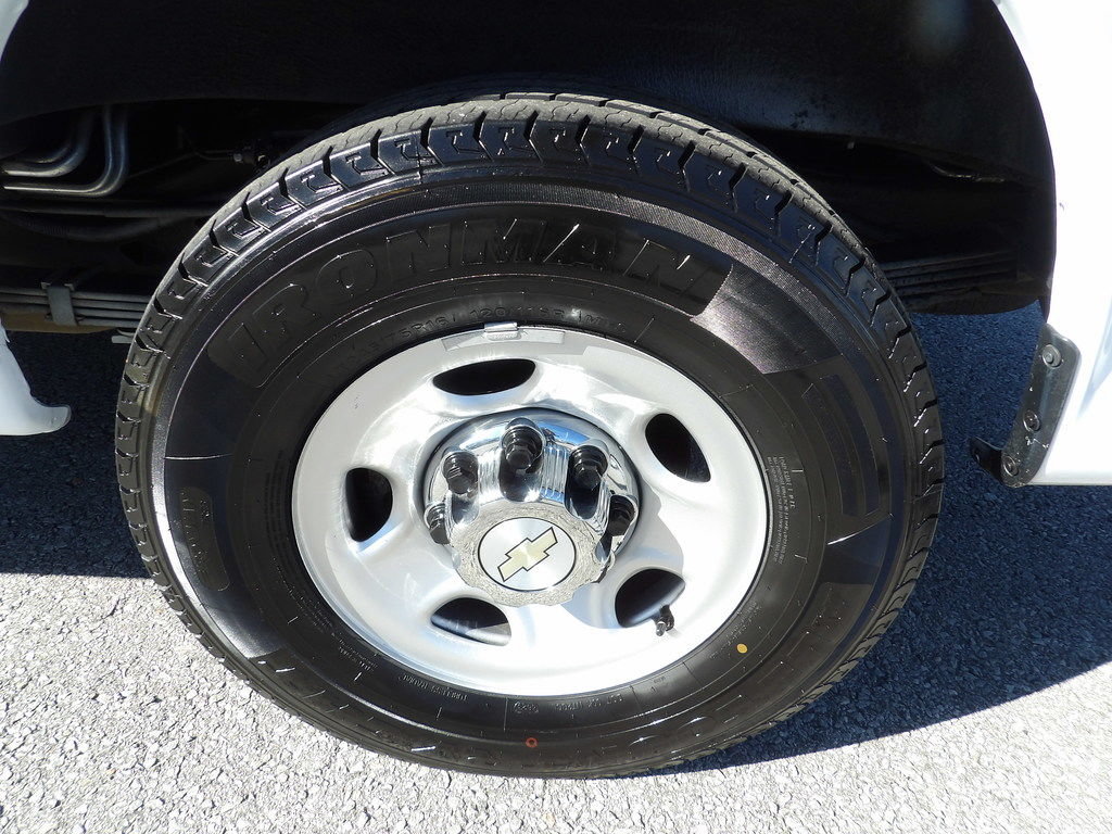 Used 2021 Chevrolet Express 3500 LT w/ LT Preferred Equipment Group RWD image 44