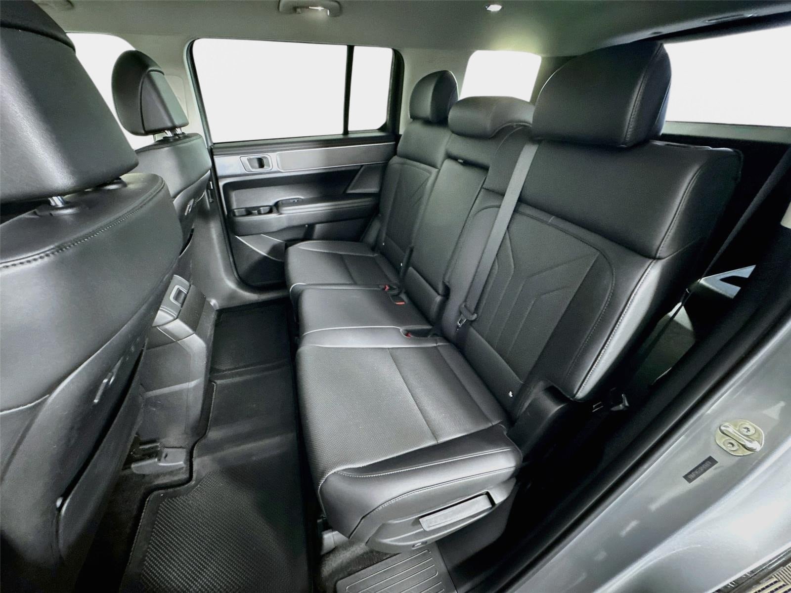 Certified 2024 Hyundai Santa Fe SEL FWD image 21