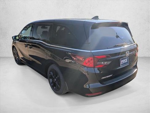 Certified 2023 Honda Odyssey Sport image 7
