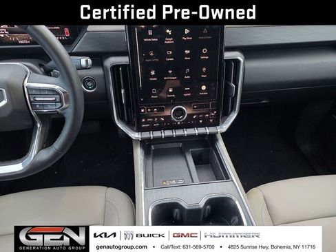 Used 2024 GMC Acadia Elevation image 15