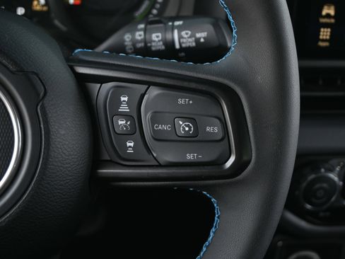 Used 2025 Jeep Wrangler Unlimited Rubicon 4xe w/ Convenience Group image 32