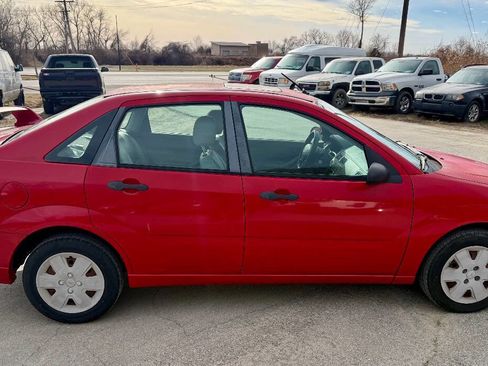 Used 2007 Ford Focus SE image 12