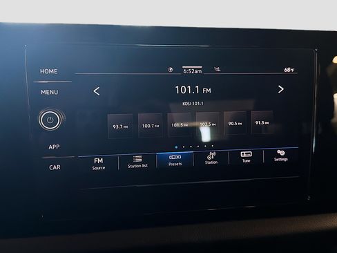 Used 2025 Volkswagen Jetta S FWD image 21