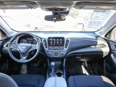 Used 2024 Chevrolet Malibu LT FWD image 14