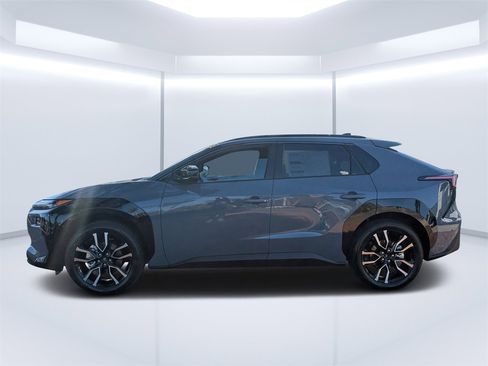 New 2026 Subaru Solterra Limited image 6