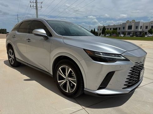 Used 2023 Lexus RX 350 FWD image 3