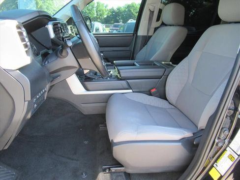 Used 2024 Toyota Tundra SR5 w/ SR5 Convenience Package AWD/4WD image 17