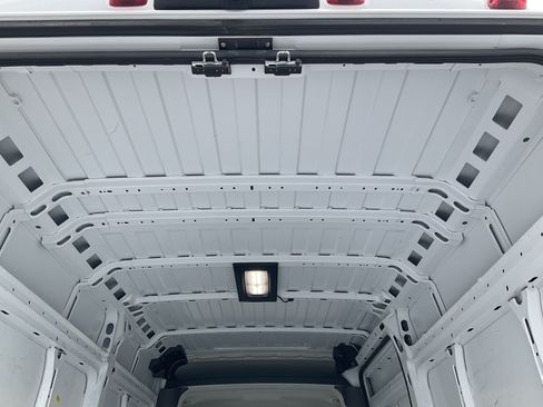 Used 2025 RAM ProMaster 2500 w/ Convenience Group FWD image 35