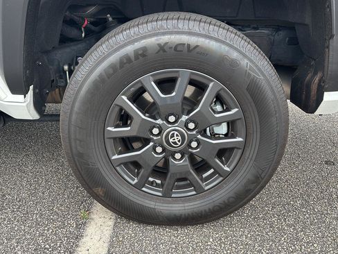 Used 2025 Toyota 4Runner SR5 RWD image 6