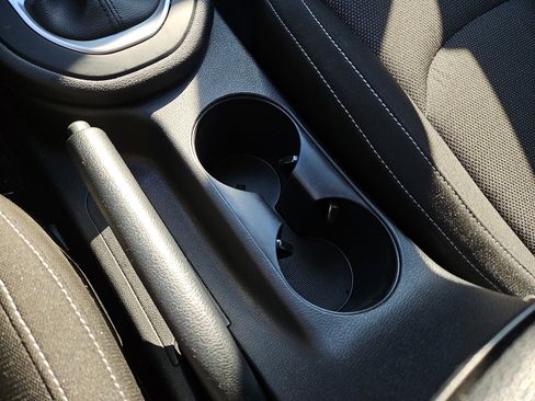 Used 2022 Kia Forte LXS image 25