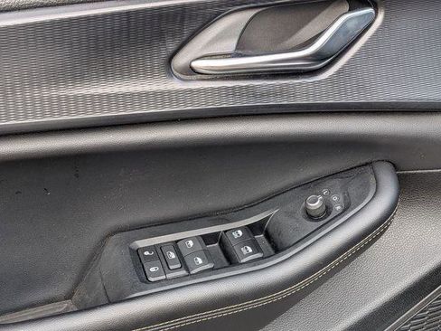 Certified 2024 Jeep Grand Cherokee L Laredo image 15