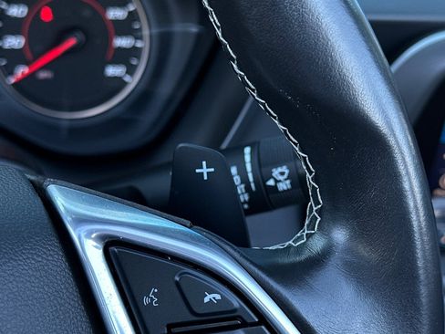 Used 2023 Chevrolet Camaro LT w/ Technology Package image 39