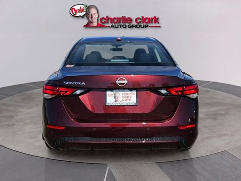 Used 2025 Nissan Sentra SV FWD image 4