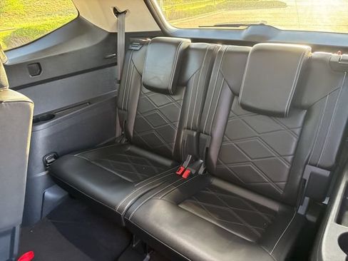 Used 2024 Volkswagen Atlas SE AWD/4WD image 28