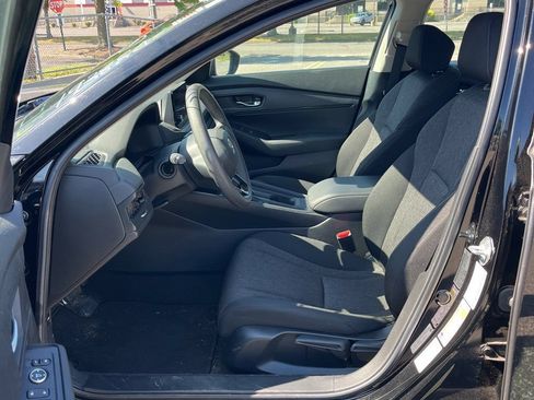 Used 2023 Honda Accord LX image 10