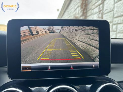Used 2018 Mercedes-Benz C 300 4MATIC Sedan image 27