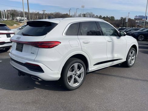 New 2025 Audi Q5 Premium Plus image 9