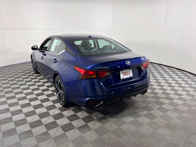 Used 2024 Nissan Altima 2.5 SR w/ SR Premium Package FWD image 5